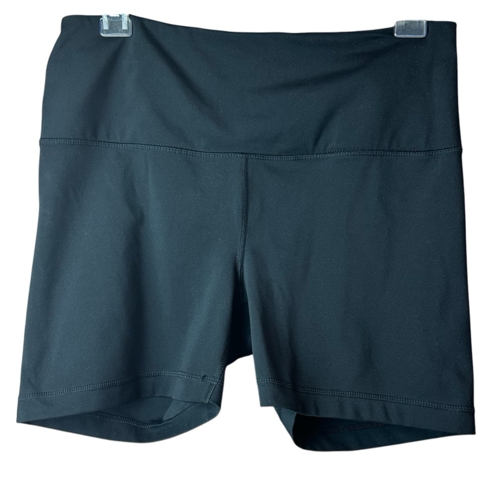 Yogalicious Lux Black Biker Short Women Sz L